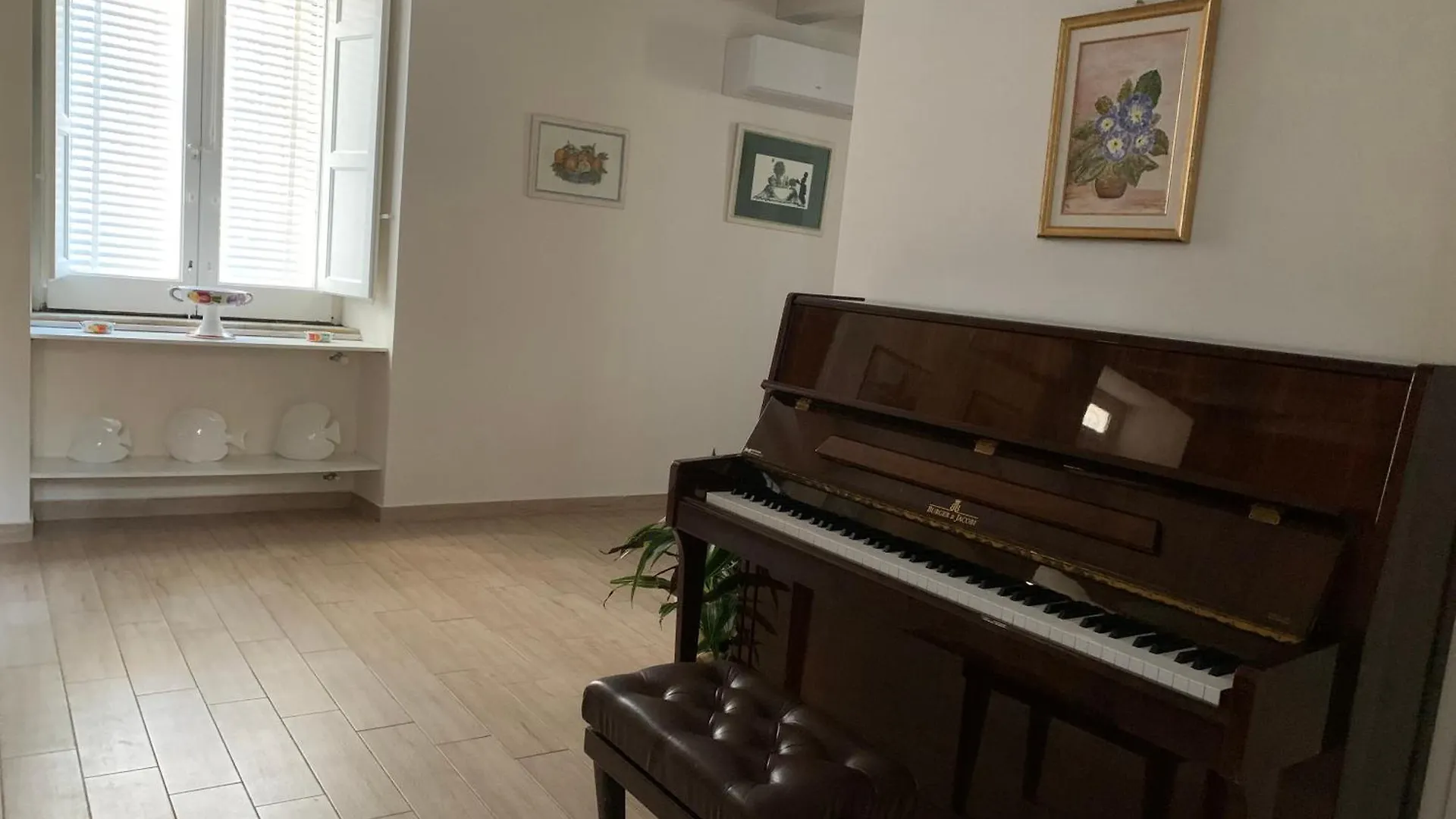 Charm And Quiet Catania Hotel Italy